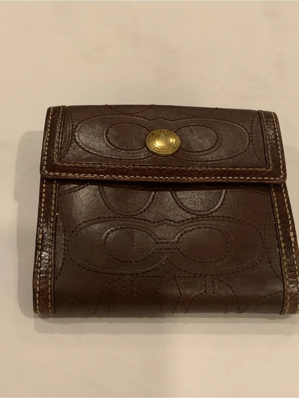 Vintage dark brown leather Signature C wallet